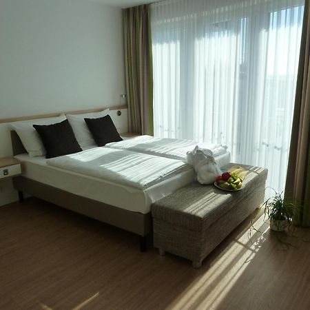 Hotel Goor Und Apartmenthaus เลาเทอร์บาค ภายนอก รูปภาพ
