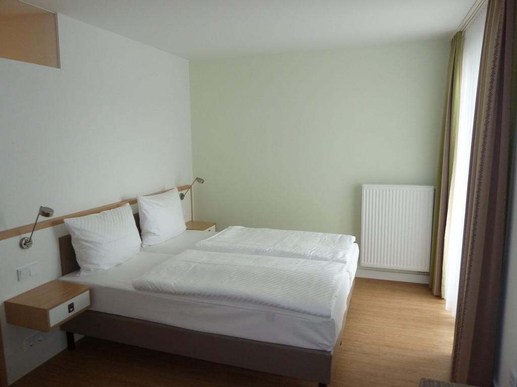 Hotel Goor Und Apartmenthaus เลาเทอร์บาค ภายนอก รูปภาพ